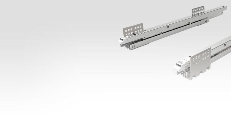 ¿Cómo arreglar las guías de los cajones que no cierran?